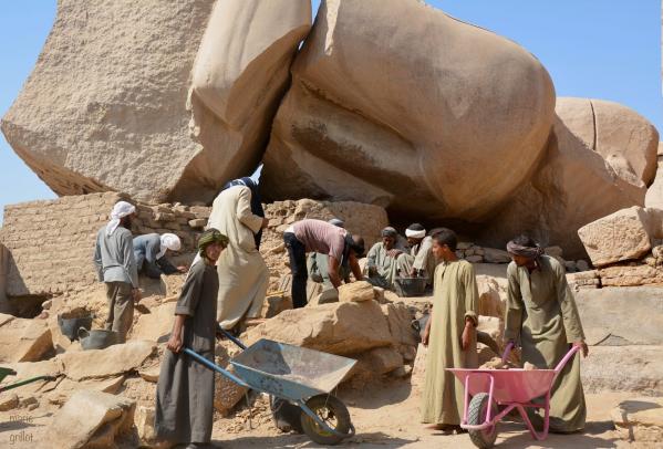 Campagne de fouilles au Ramesseum, temple de millions d'années de Ramsès II sur la rive ouest de Louqsor